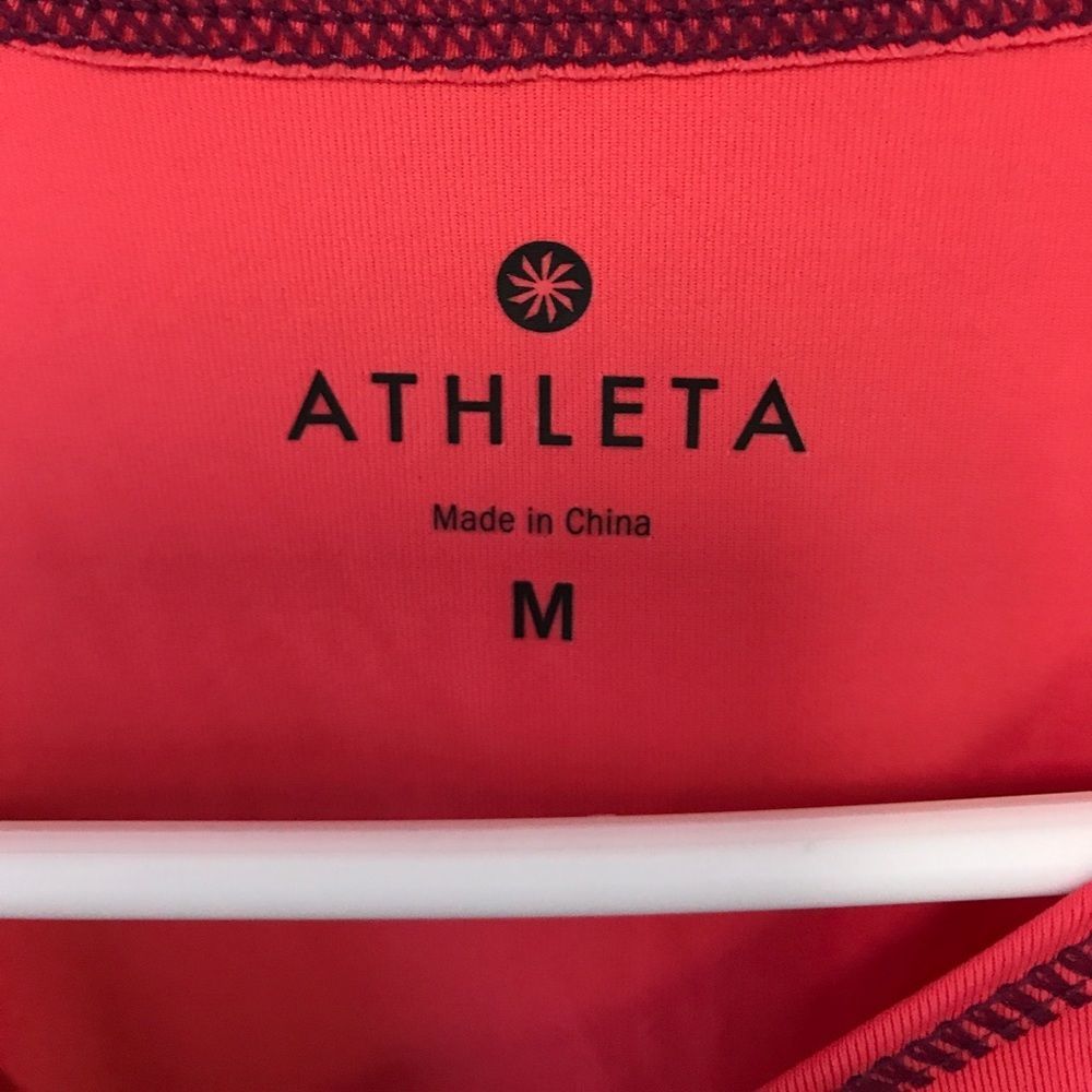 Athleta Base Layer Long Sleeve Top Pocket -Pink - Picture 3 of 3
